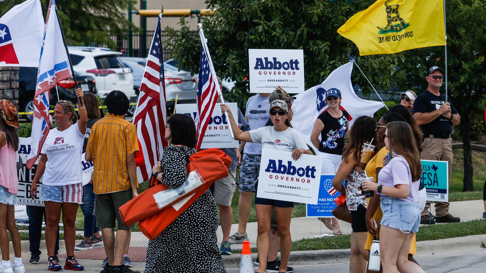 Texas still headed in the wrong direction, voters say